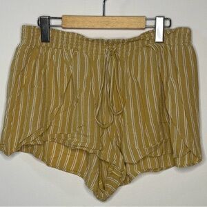American Eagle Striped Yellow Shorts